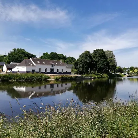 Les Du Bistro Du Canal