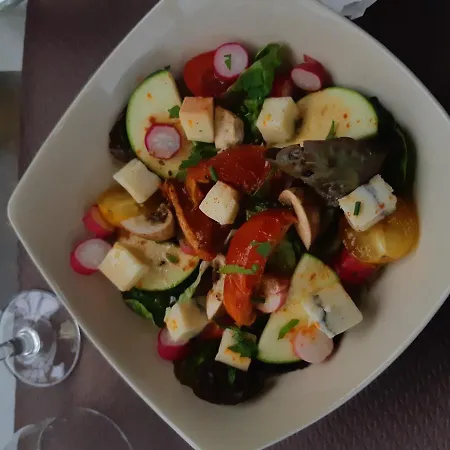 Les Du Bistro Du Canal Pleyben